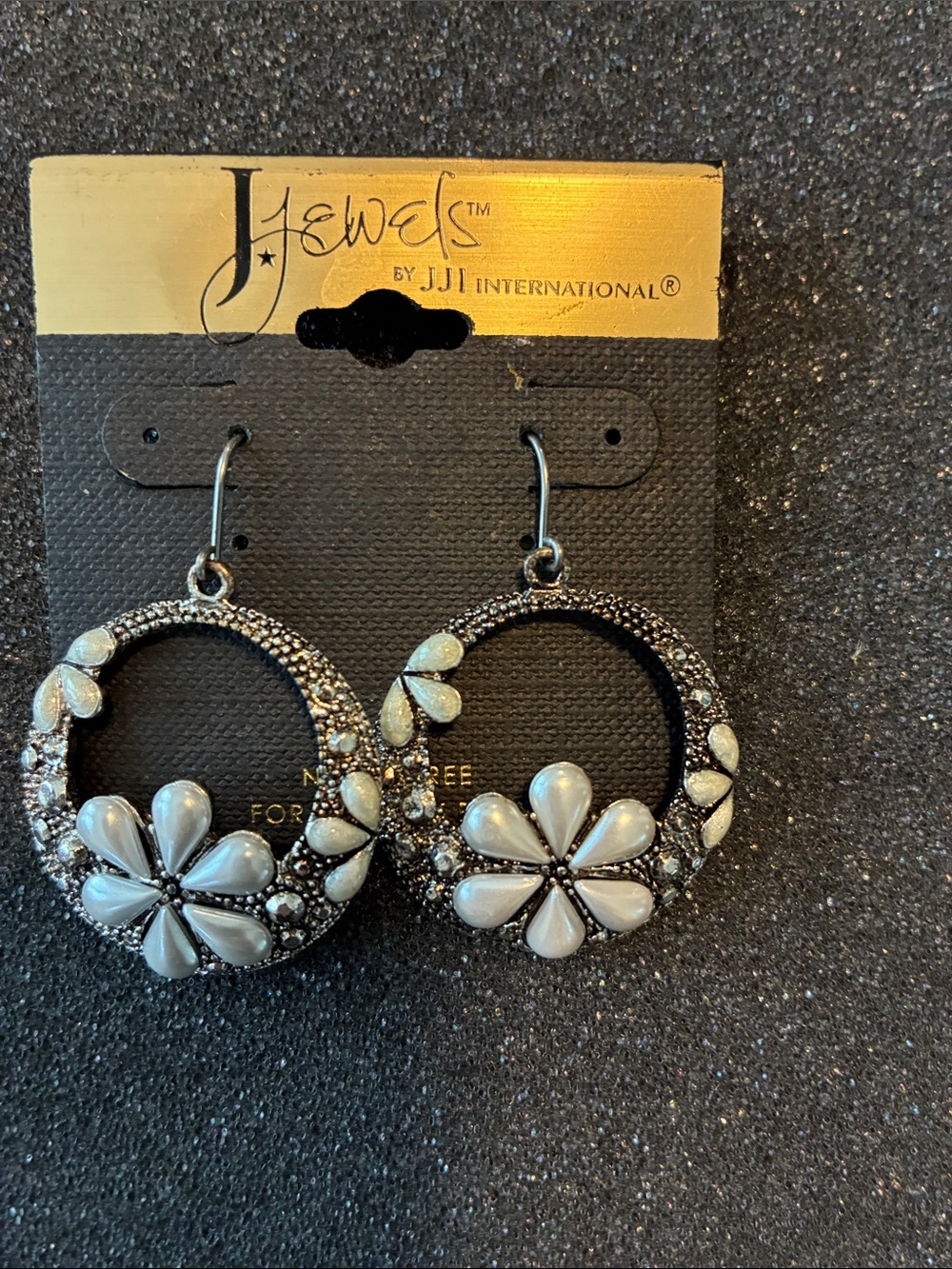 JJewels White Floral Hoop Earrings - Elegant Drop Style